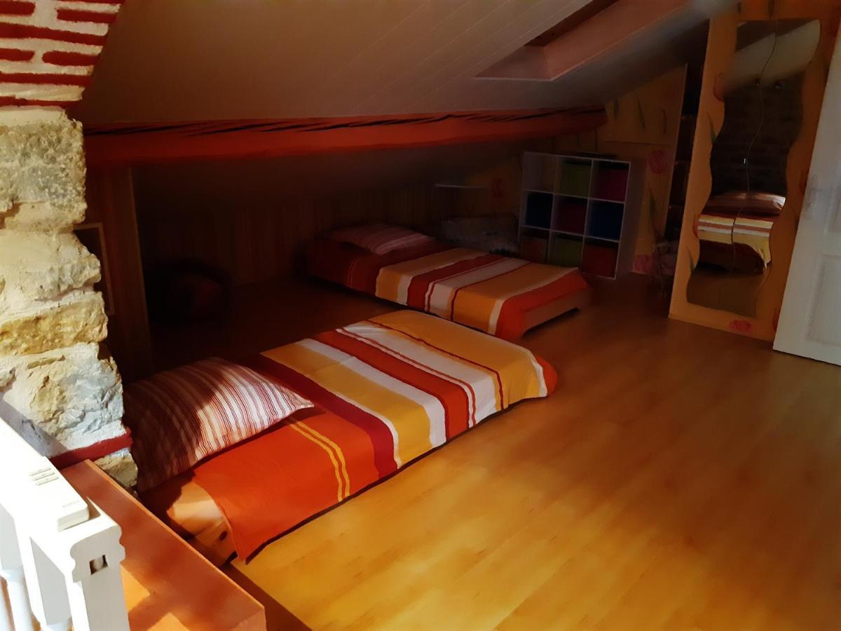 La Providence, Chambres D'Hotes Saint-Sernin-du-Plain Eksteriør bilde
