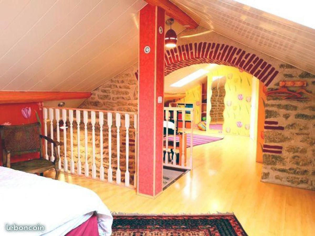La Providence, Chambres D'Hotes Saint-Sernin-du-Plain Eksteriør bilde