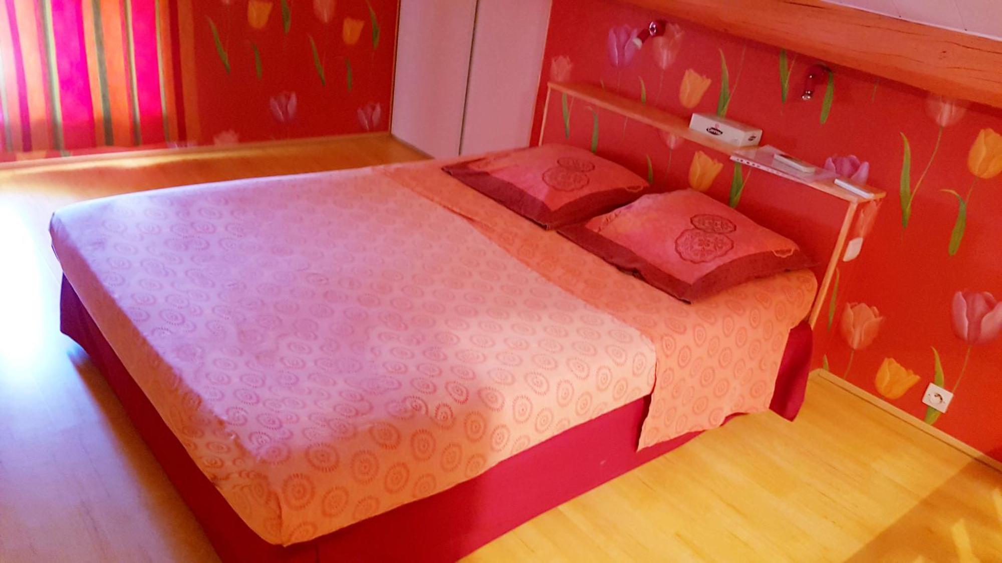 La Providence, Chambres D'Hotes Saint-Sernin-du-Plain Rom bilde